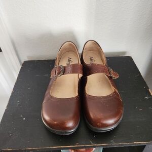 Brown Mary Jane Shoes